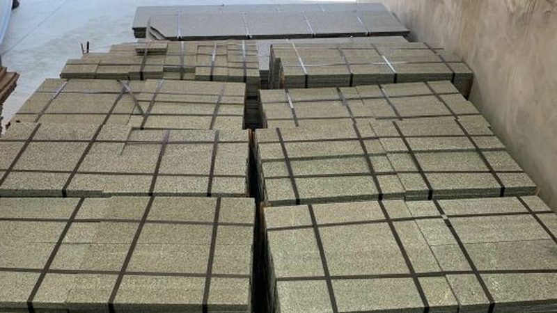 石材瓷砖价格对比及安装费用解析：揭秘成本构成与选择要点